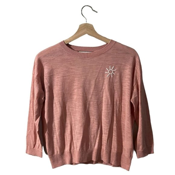 One Grey Day Knit Top Size XS Crewneck Open Draped Back Embroidered Sun 42OGD836 - Picture 2 of 9